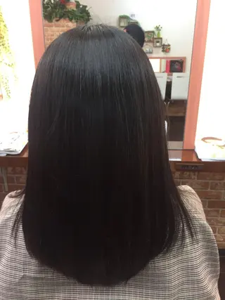 セミロング パーマ 桧山 真のヘアスタイル