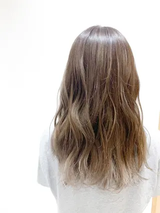 カラー 福元友梨 ディレクター✂️のヘアスタイル