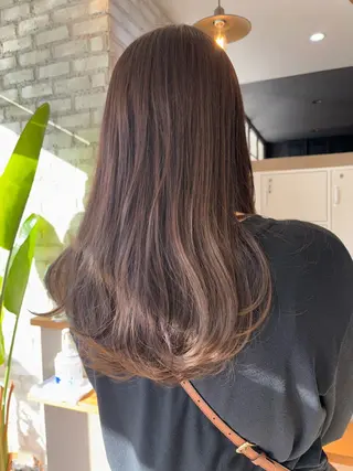 ロング 迫 裕美のヘアスタイル