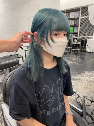ミディアム カラー パーマ ヘアアレンジ メンズ キッズ ネイル マツエク・マツパ アイブロウ 艶ハイトーン/ヘア アレンジAYAKAのヘアスタイル