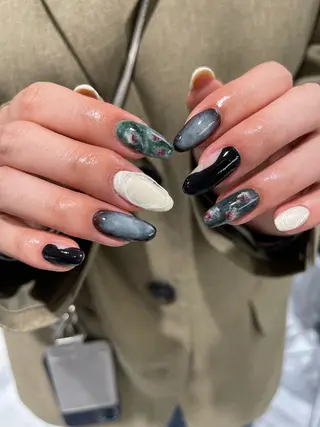 ネイル ユナ🌙 nailのネイルデザイン