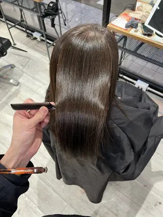セミロング LATE  tokyo所属・廣庭 勇人のヘアスタイル
