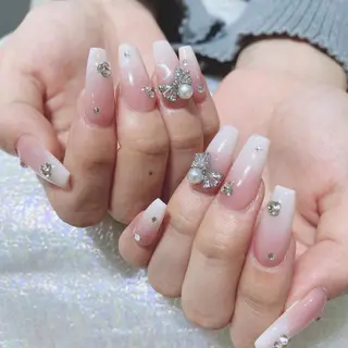 ネイル Queens 榊 まおのネイルデザイン