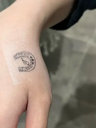 repos所属・repos 金山ネイルサロンのネイルデザイン