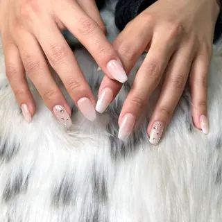 ネイル Laki nailのネイルデザイン