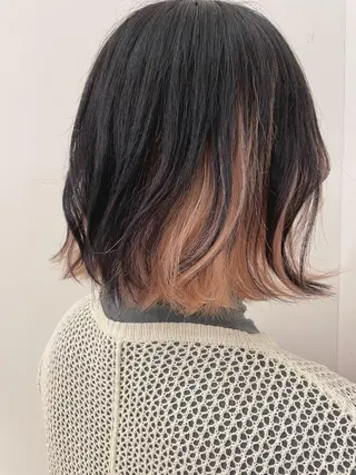 ショート カラー Of　HAIR所属・外山 なつ美のヘアスタイル