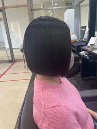ミディアム 中尾 唯音名のヘアスタイル
