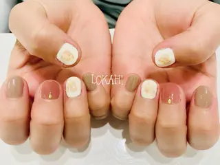 ネイル 13日3980円‼️ マグもデザインも◎のネイルデザイン