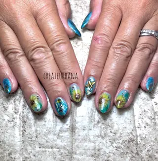 ネイル クレアトゥール華 都賀店所属・三橋 結菜のネイルデザイン