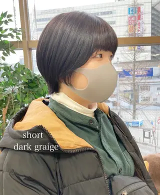 ショート カラー 初めてのショート お任せください✂️のヘアスタイル