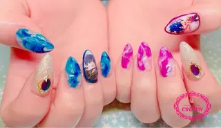 ネイル CROWN プライベートサロンのネイルデザイン