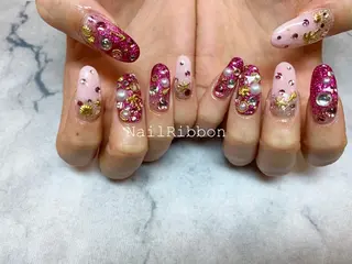 ネイル ネイルリボン 伊藤のネイルデザイン