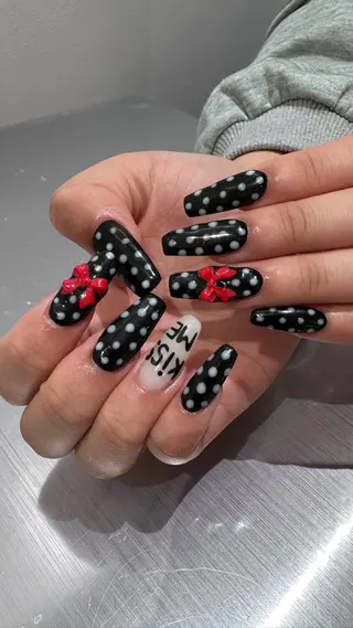 ネイル 👽個性派ネイル🎀 komachiのヘアスタイル