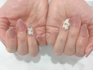 ネイル ネイル＆フラワーサロン〜Ri✦hiro〜鳥栖店所属・HIRATA RIEのネイルデザイン