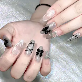 ネイル Queens テイのネイルデザイン