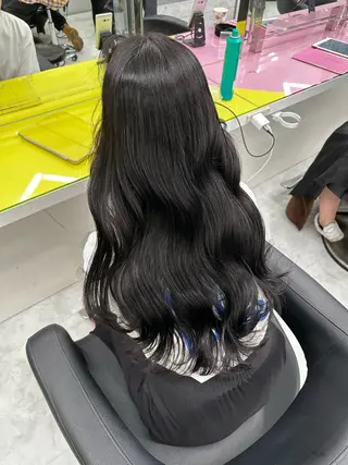 ロング カラー ヘアアレンジ 艶カラー/ハイトーン /レイヤーカットのヘアスタイル