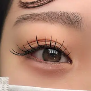 マツエク・マツパ 大阪梅田　eimy所属・miku 最新技術多数◎のマツエク・マツパデザイン