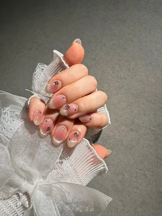 ネイル I-nailロング /ワンホン/キラキラのネイルデザイン