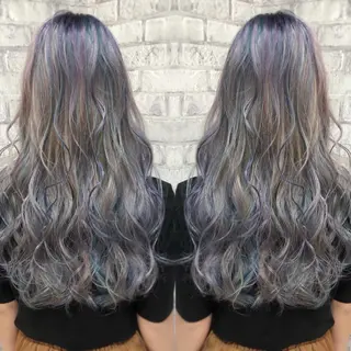 ロング カラー EARTH 越谷店のヘアスタイル