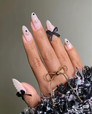 ネイル 高木 維麗絲のネイルデザイン