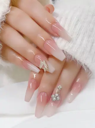 ネイル \近畿大学/近く🦢 Swanのネイルデザイン