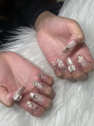 ネイル オーロラ所属・YUI nailのネイルデザイン