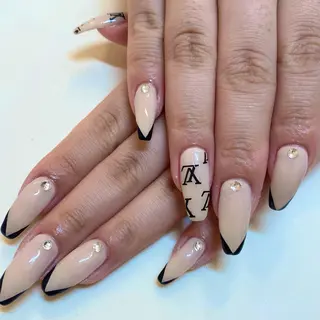 ネイル 藤原 みゆのネイルデザイン