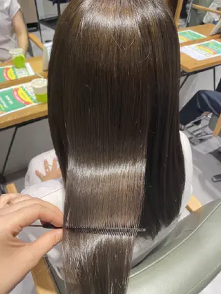 ロング カラー ヘアアレンジ 小國 綾かのヘアスタイル