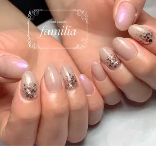 ネイル -nailroom- familiaのネイルデザイン