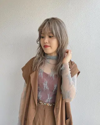 ミディアム カラー パーマ ヘアアレンジ メンズ キッズ ネイル マツエク・マツパ 🫧垢抜けヘア🫧 SHIORIのヘアスタイル