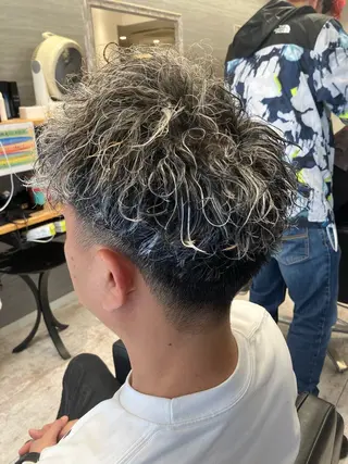 パーマ メンズ メンズ特化/パーマ/ フェードWATARUのヘアスタイル