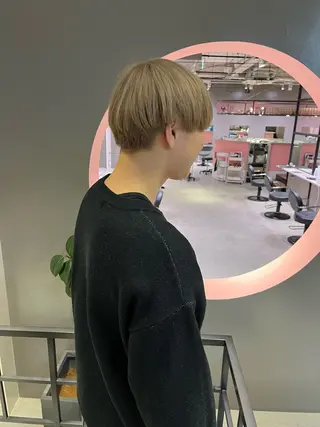 カラー メンズ 石塚 健汰のヘアスタイル