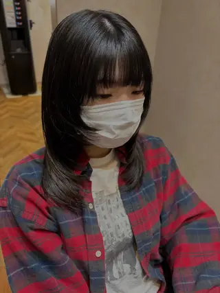 ミディアム 💜N°大分💜 三浦のヘアスタイル