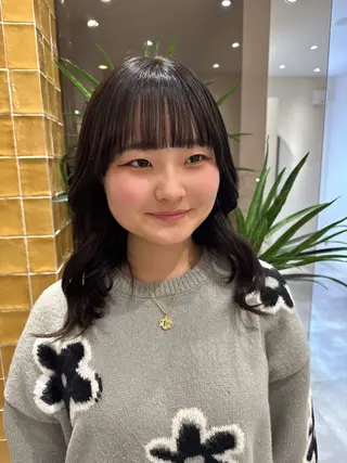 ミディアム 透明感のあるモテ艶髪 🫧AYAKAのヘアスタイル