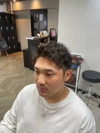 パーマ メンズ est MIRAIのヘアスタイル