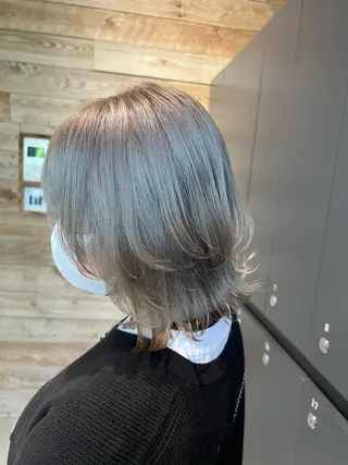 ミディアム 🇺🇸ハイライト特 化美容師🇺🇸漆沢のヘアスタイル