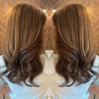 ロング カラー tocca 💜石田愛結💜のヘアスタイル