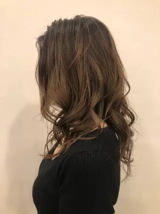 ロング Agu hair mira所属・中野 唯のヘアスタイル