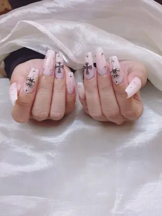 ネイル えい このネイルデザイン