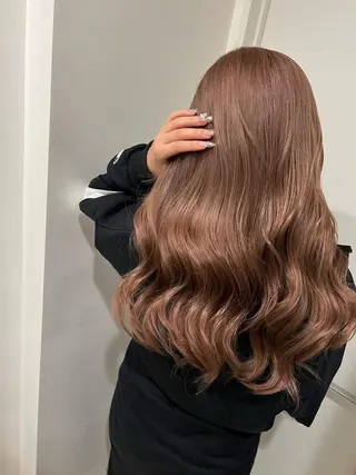 セミロング カラー ヘアアレンジ 🔥ハイトーンカラー ギャルNAOKI🔥のヘアスタイル