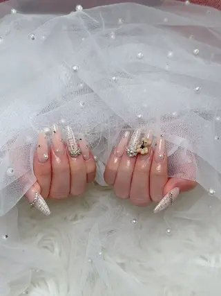 ネイル ENsalon AKIRAのネイルデザイン