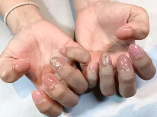 ネイル iiloo aromaworksのネイルデザイン