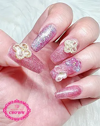 ネイル CROWN プライベートサロンのネイルデザイン