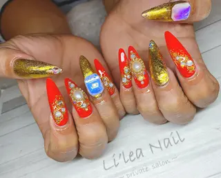 ネイル Li'leaNail AINAのネイルデザイン