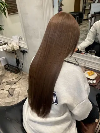 ロング ラグノ所属・岩間 美穂のヘアスタイル