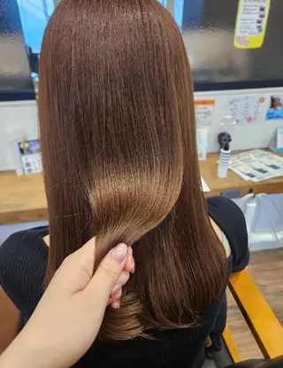 ロング カラー 関口 友菜のヘアスタイル