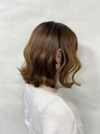 ミディアム カラー 髪質改善【縮毛矯正】 美髪ボブを量産する人のヘアスタイル