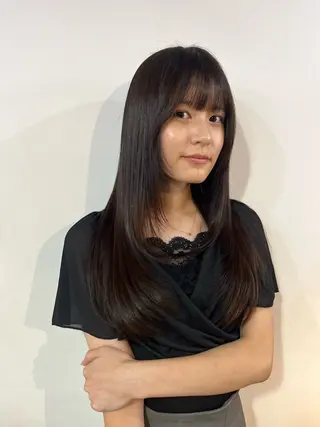 ロング 髪質改善／縮毛矯正 関根青葉のヘアスタイル