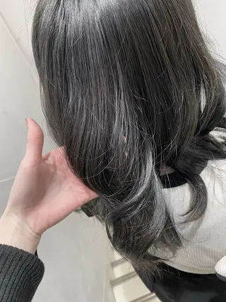 セミロング カラー ✨くびれスタイル✨️ 戸嶋穂乃香のヘアスタイル