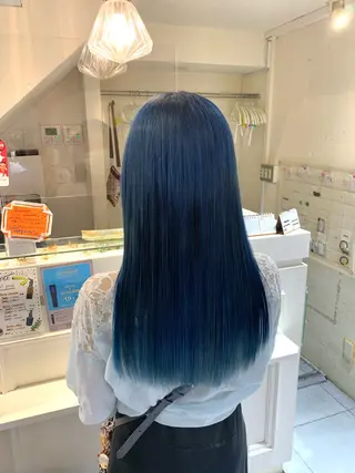 ロング カラー 矢幡 栞菜のヘアスタイル